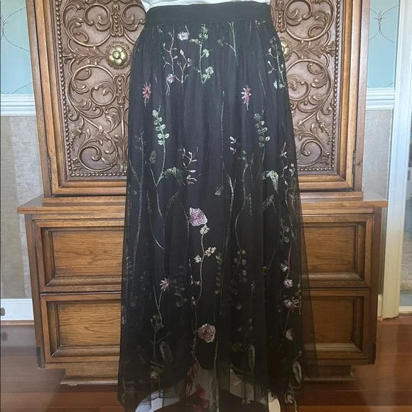 Black Tulle Embroidered Floral Maxi Skirt Romantic Sheer Overlay Boho NWOT Large - Picture 1 of 17